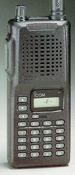 De Icom F3-F4 portofoon.